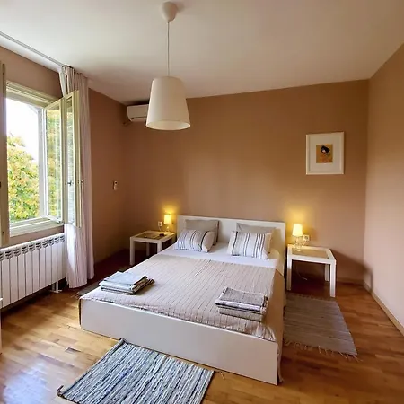 Apartment Sunny