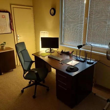 Sunny Apartment *